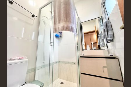 Casa de condomínio à venda com 100m², 2 quartos e 1 vaga Casa de condomínio à venda com 100m², 2 quartos e 1 vagaBanheiro da Suíte 1