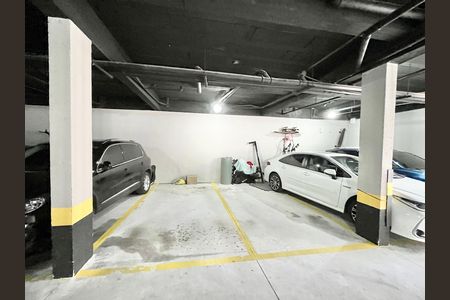 Casa de condomínio à venda com 100m², 2 quartos e 1 vaga Casa de condomínio à venda com 100m², 2 quartos e 1 vagaGaragem