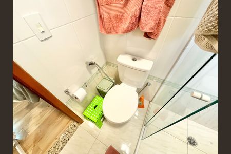 Casa de condomínio à venda com 100m², 2 quartos e 1 vaga Casa de condomínio à venda com 100m², 2 quartos e 1 vagaBanheiro da Suíte 2