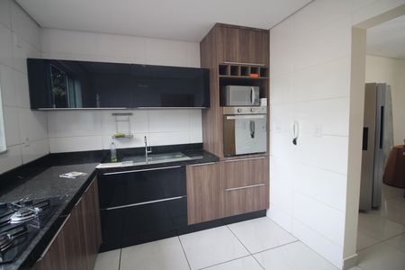 Apartamento à venda com 200m², 3 quartos e 1 vagaCozinha