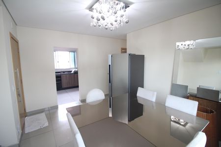 Apartamento à venda com 200m², 3 quartos e 1 vagaSala