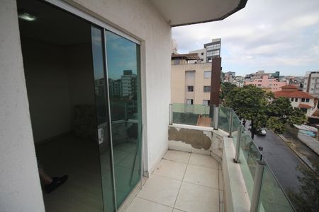 Apartamento à venda com 200m², 3 quartos e 1 vagaVaranda Quarto 1