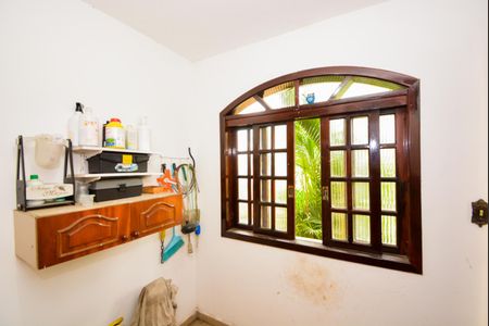 Casa à venda com 162m², 3 quartos e 1 vagaÁrea de Serviço - Quarto de serviço 