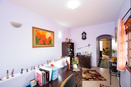 Casa à venda com 162m², 3 quartos e 1 vagaEscritório