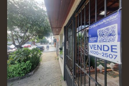 Casa à venda com 162m², 3 quartos e 1 vaga Casa à venda com 162m², 3 quartos e 1 vagaPlaca