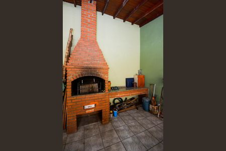 Casa à venda com 162m², 3 quartos e 1 vagaÁrea gourmet