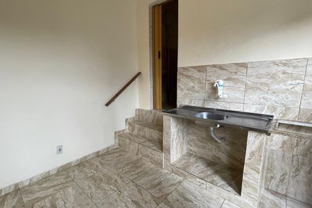 Sala de casa para alugar com 1 quarto, 20m² em Parque Lafaiete, Duque de Caxias