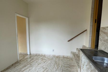 Sala de casa para alugar com 1 quarto, 20m² em Parque Lafaiete, Duque de Caxias