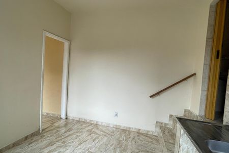 Sala de casa para alugar com 1 quarto, 20m² em Parque Lafaiete, Duque de Caxias