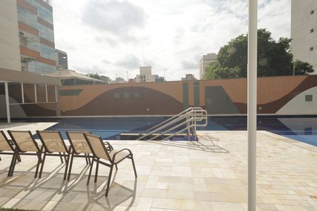Apartamento para alugar com 70m², 2 quartos e 1 vagaÁrea comum - Piscina