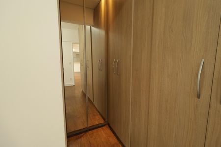 Apartamento para alugar com 70m², 2 quartos e 1 vagaSuíte