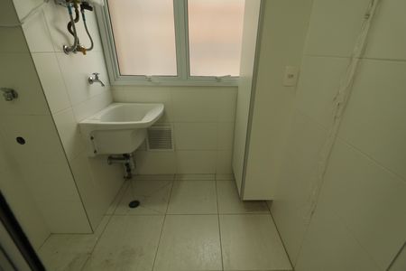 Apartamento para alugar com 70m², 2 quartos e 1 vagaÁrea de Serviço