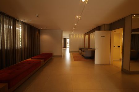 Apartamento para alugar com 70m², 2 quartos e 1 vagaHall social