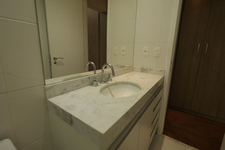 Apartamento para alugar com 70m², 2 quartos e 1 vagaBanheiro da Suíte