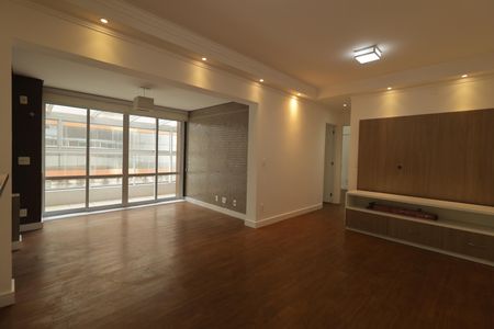 Apartamento para alugar com 70m², 2 quartos e 1 vagaSala