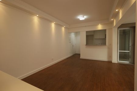 Apartamento para alugar com 70m², 2 quartos e 1 vagaSala