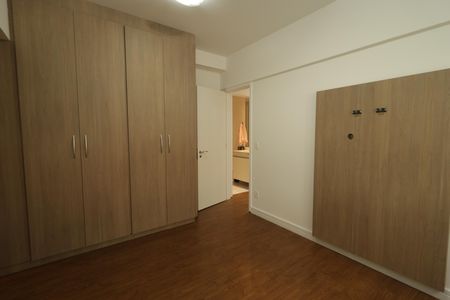 Apartamento para alugar com 70m², 2 quartos e 1 vagaSuíte