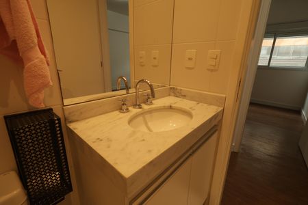 Apartamento para alugar com 70m², 2 quartos e 1 vagaBanheiro Social
