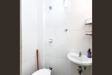 Banheiro  de apartamento à venda com 3 quartos, 126m² em Itaim Bibi, São Paulo