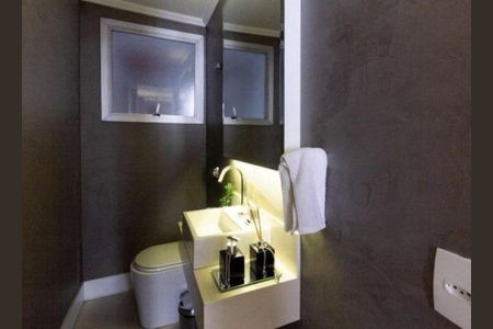 Apartamento à venda com 126m², 3 quartos e 2 vagasBanheiro 