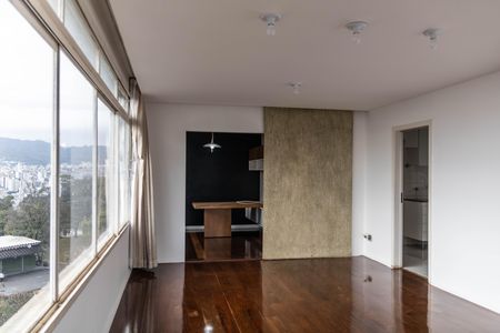 Apartamento à venda com 117m², 3 quartos e 2 vagas