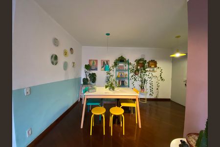 Apartamento à venda com 56m², 2 quartos e 1 vagaSala