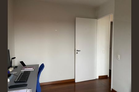 Apartamento à venda com 56m², 2 quartos e 1 vagaQuarto 2
