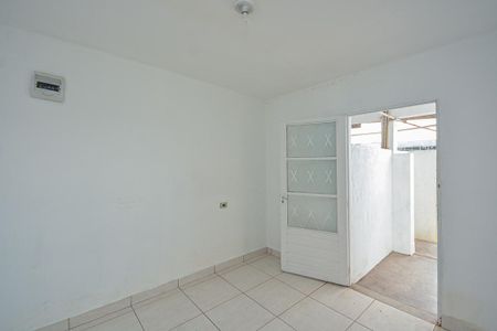 Sala de casa para alugar com 2 quartos, 60m² em Jardim Tanay, São Paulo