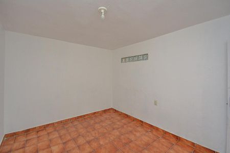 Casa para alugar com 60m², 2 quartos e sem vaga Casa para alugar com 60m², 2 quartos e sem vagaQuarto 1