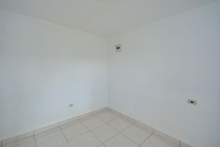 Sala de casa para alugar com 2 quartos, 60m² em Jardim Tanay, São Paulo