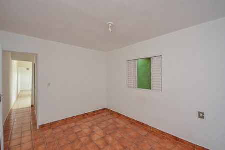 Quarto 1 de casa para alugar com 2 quartos, 60m² em Jardim Tanay, São Paulo