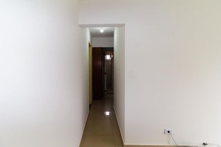 Corredor de apartamento para alugar com 2 quartos, 52m² em Vila Alpina, São Paulo