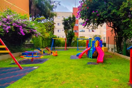 Apartamento para alugar com 52m², 2 quartos e 1 vagaÁrea comum - Playground