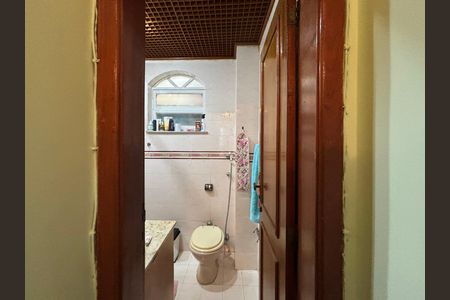 Apartamento para alugar com 65m², 2 quartos e 1 vaga Apartamento para alugar com 65m², 2 quartos e 1 vagaBanheiro social