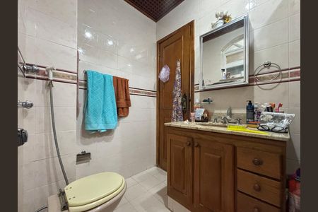 Apartamento para alugar com 65m², 2 quartos e 1 vaga Apartamento para alugar com 65m², 2 quartos e 1 vagaBanheiro social