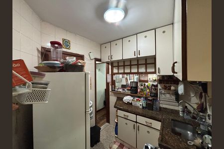 Apartamento para alugar com 65m², 2 quartos e 1 vaga Apartamento para alugar com 65m², 2 quartos e 1 vagaCozinha
