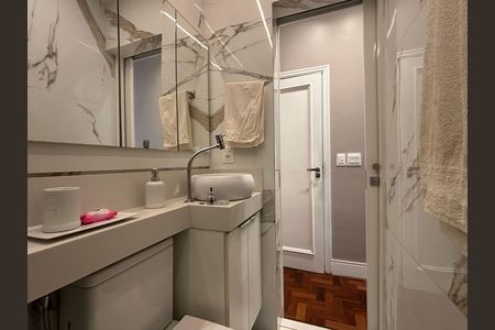 Apartamento à venda com 150m², 3 quartos e 1 vaga Apartamento à venda com 150m², 3 quartos e 1 vagaSuíte 1 - banheiro