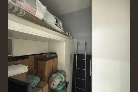 Apartamento à venda com 150m², 3 quartos e 1 vaga Apartamento à venda com 150m², 3 quartos e 1 vagaÁrea de serviço - quarto