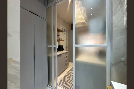 Apartamento à venda com 150m², 3 quartos e 1 vaga Apartamento à venda com 150m², 3 quartos e 1 vagaÁrea de serviço