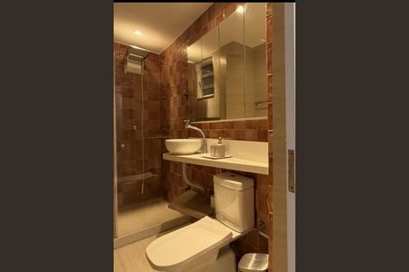 Apartamento à venda com 150m², 3 quartos e 1 vaga Apartamento à venda com 150m², 3 quartos e 1 vagaSuíte 2 - banheiro