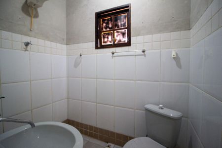 Banheiro  de casa para alugar com 1 quarto, 50m² em Jardim Abatia, Sorocaba