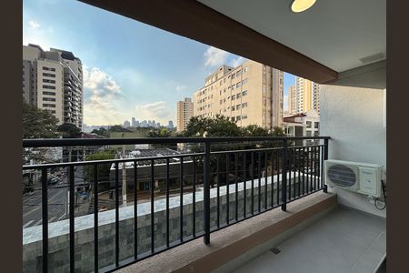 Apartamento para alugar com 38m², 2 quartos e sem vaga Apartamento para alugar com 38m², 2 quartos e sem vagaVaranda