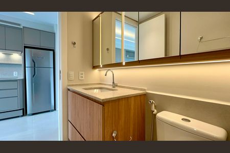 Studio para alugar com 28m², 1 quarto e sem vaga Studio para alugar com 28m², 1 quarto e sem vagaBanheiro