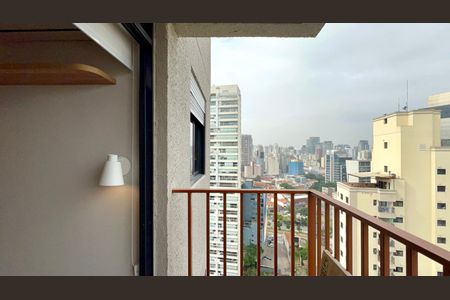 Studio para alugar com 28m², 1 quarto e sem vaga Studio para alugar com 28m², 1 quarto e sem vagaVaranda