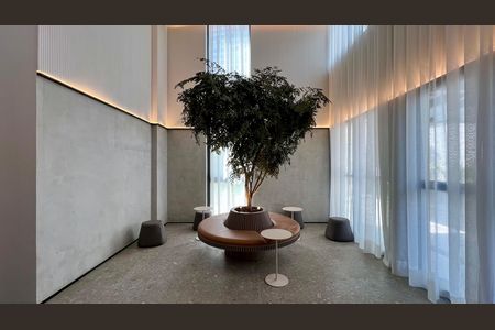 Studio para alugar com 28m², 1 quarto e sem vaga Studio para alugar com 28m², 1 quarto e sem vagaHall de entrada