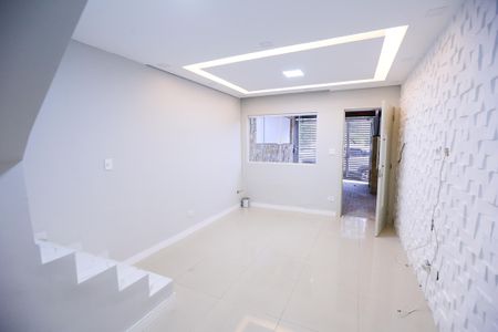 Sala de casa à venda com 3 quartos, 85m² em Jardim Santo Elias, São Paulo
