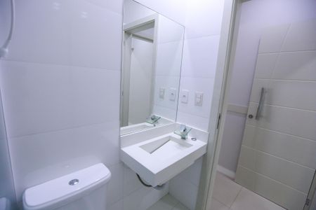 Casa à venda com 85m², 3 quartos e 1 vaga Casa à venda com 85m², 3 quartos e 1 vagaBanheiro da Suíte 1