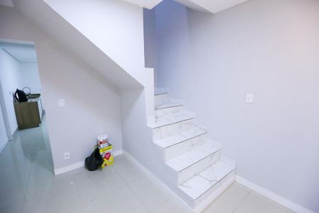 Sala de casa à venda com 3 quartos, 85m² em Jardim Santo Elias, São Paulo