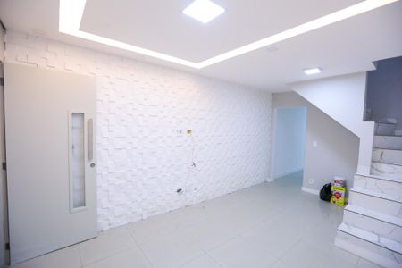 Casa à venda com 85m², 3 quartos e 1 vaga Casa à venda com 85m², 3 quartos e 1 vagaSala