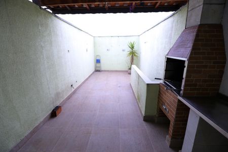 Casa à venda com 85m², 3 quartos e 1 vaga Casa à venda com 85m², 3 quartos e 1 vagaChurrasqueira